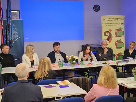 Kako liječiti debljinu kod djece i odraslih? 3 Stručnjaci s 10. konferenice o debljini u Zagrebu